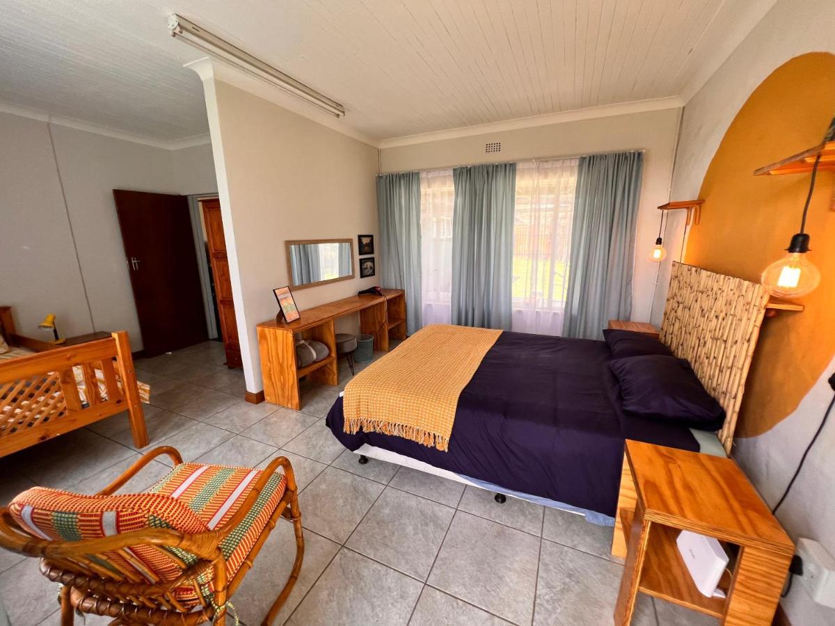 Firefly Budget Friendly Guest House Kempton Park Eksteriør bilde
